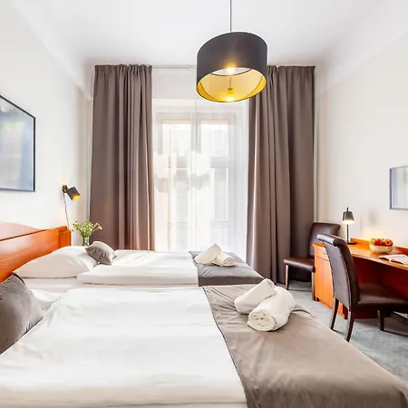 Polonia Centrum Szálloda 3*