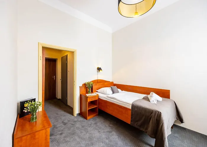 Polonia Centrum מלון 3*