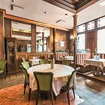 酒店 波尼亚中枢酒店
