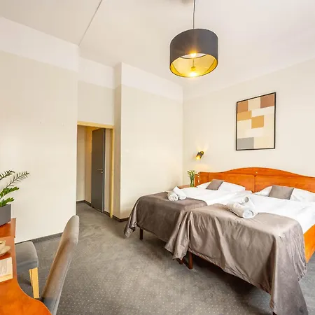 Polonia Centrum Отель 3*