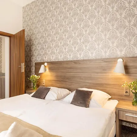 Polonia Centrum Отель 3*