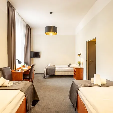 Polonia Centrum 3* Вроцлав