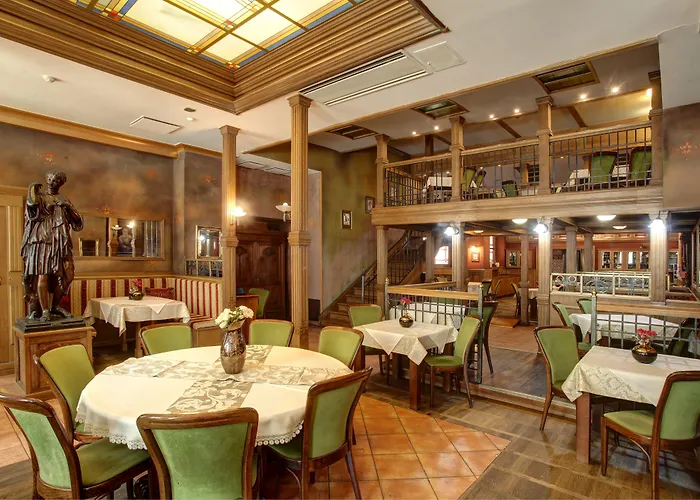 Polonia Centrum Hotell 3*