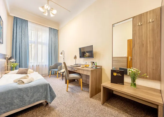 波尼亚中枢酒店 酒店